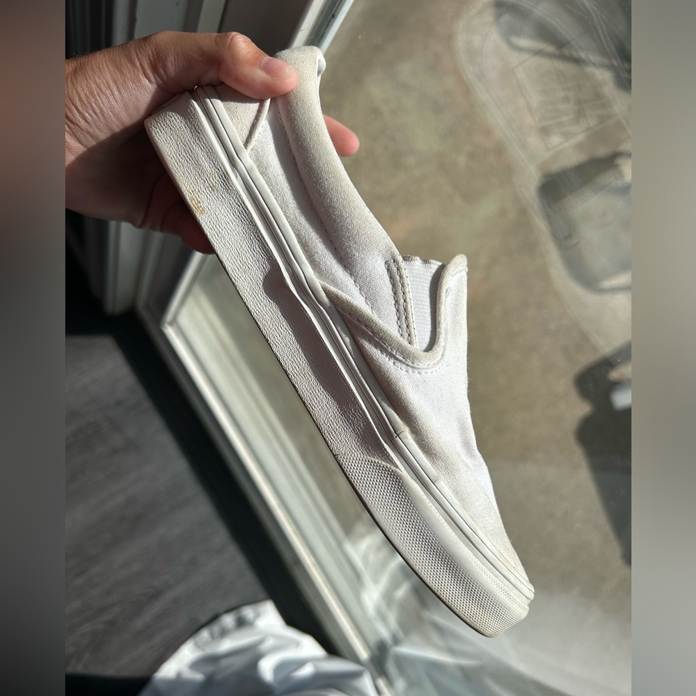 women’s white vans, size 6
